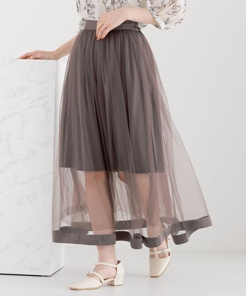 mysty woman（ミスティウーマン）の「サテンラインチュールスカート966504（スカート・レディース・グレイッシュベージュ/ブラック/ブラウン・FREE）」の3枚目の写真