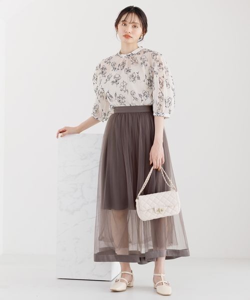 mysty woman（ミスティウーマン）の「サテンラインチュールスカート966504（スカート・レディース・グレイッシュベージュ/ブラック/ブラウン・FREE）」の10枚目の写真