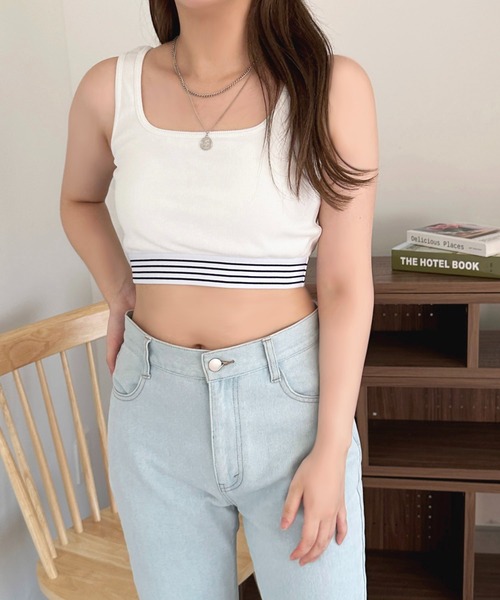 apres jour（アプレジュール）の「カップ付きダブルボーダータンク【ZOZOTOWN限定アイテム】（タンクトップ・レディース・オフホワイト/ブラック・X-LARGE/フリー）」の4枚目の写真