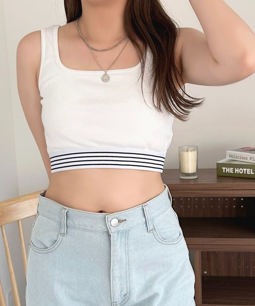 apres jour（アプレジュール）の「カップ付きダブルボーダータンク【ZOZOTOWN限定アイテム】（タンクトップ・レディース・オフホワイト/ブラック・X-LARGE/フリー）」の3枚目の写真