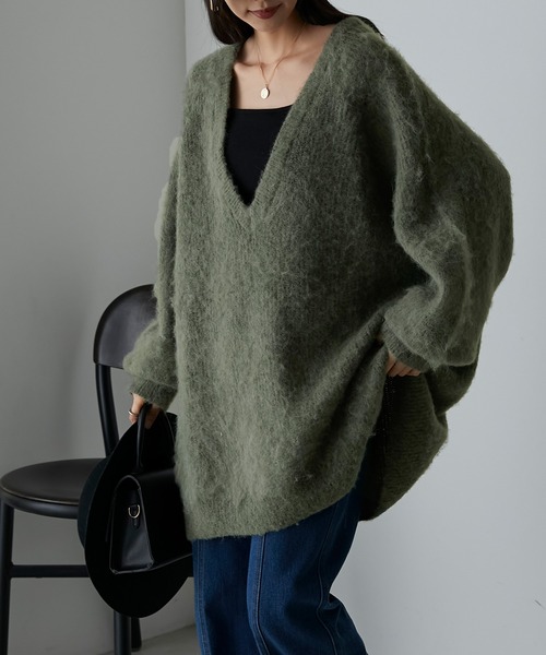 Anss.me（アンスミー）の「【Anss.me】モヘアライクニットルーズVネックプルオーバー（ニット/セーター・レディース・ブラック/カーキ/アイボリー・FREE）」の15枚目の写真
