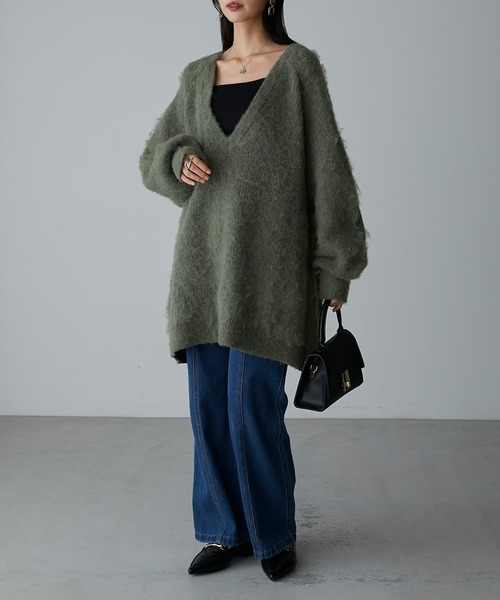 Anss.me（アンスミー）の「【Anss.me】モヘアライクニットルーズVネックプルオーバー（ニット/セーター・レディース・ブラック/カーキ/アイボリー・FREE）」の16枚目の写真