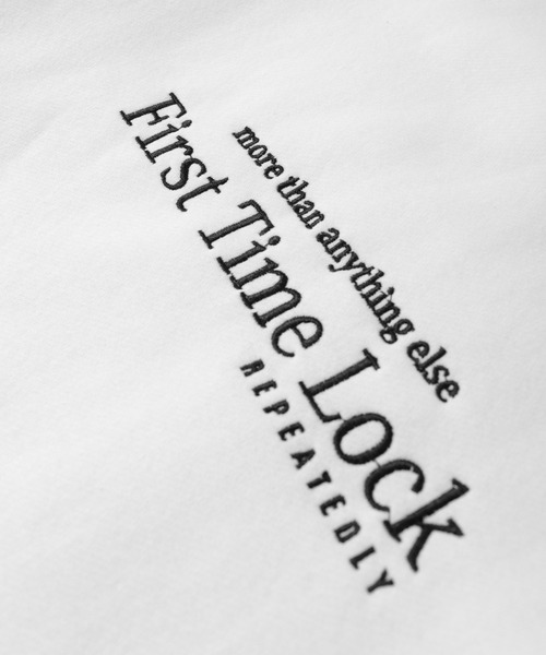 ZIP FIVE(ジップファイブ)の「【ZIP FIVE】 シンプル ロゴ 刺繍 ビッグシルエット 裏起毛 スウェット トレーナー(スウェット・レディース・ホワイト/グレー系1/ブラック系/グレー/グレー系/アイボリー系/アイボリー系1/ホワイト系/ブラック系1/ホワイト系1/オートミール/ブラック・LARGE/X-LARGE/MEDIUM)」の16枚目の写真