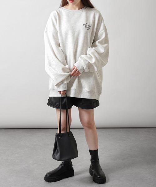 ZIP FIVE(ジップファイブ)の「【ZIP FIVE】 シンプル ロゴ 刺繍 ビッグシルエット 裏起毛 スウェット トレーナー(スウェット・レディース・ホワイト/グレー系1/ブラック系/グレー/グレー系/アイボリー系/アイボリー系1/ホワイト系/ブラック系1/ホワイト系1/オートミール/ブラック・LARGE/X-LARGE/MEDIUM)」の14枚目の写真