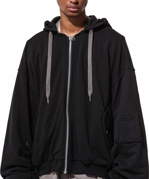 ROYAL FLASH（ロイヤルフラッシュ）の「A.F ARTEFACT/エーエフ・アーティファクト/MA-1 Sweat Blouson（MA-1・メンズ・ブラック・2/4）」の13枚目の写真