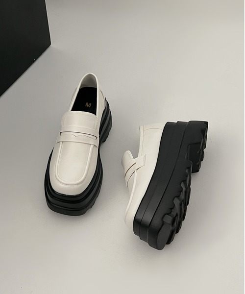 Shoes in Closet（シューズインクローゼット）の「厚底トリプルソール ボリューム コインローファー 6318/2447/2433（ローファー・レディース・その他/ブラック/ホワイト/ブラック系その他/ブラック×ホワイト/ダークブラウン・S/LL/L/M）」の16枚目の写真