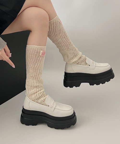 Shoes in Closet（シューズインクローゼット）の「厚底トリプルソール ボリューム コインローファー 6318/2447/2433（ローファー・レディース・その他/ブラック/ホワイト/ブラック系その他/ブラック×ホワイト/ダークブラウン・S/LL/L/M）」の13枚目の写真