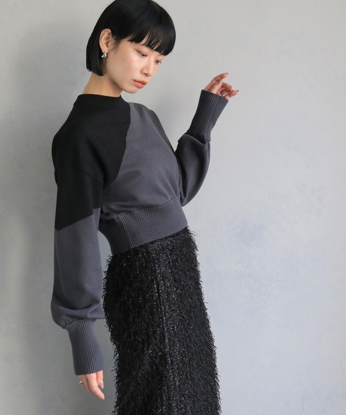 cheriella(シェリエラ)の「【cheriella】WEB限定ショート丈バイカラーインターシャニット WEB LIMITED SHORT BI-COLOR INTARSIA KNIT(ニット/セーター・レディース・ブルー/ブラック/チャコールグレー・M)」の11枚目の写真