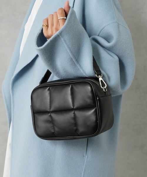 Actually(アクチュアリー)の「3WAY フェイクレザー キルトショルダーバッグ(ショルダーバッグ・レディース・グリーン/ブラック/アイボリー・フリー)」の14枚目の写真