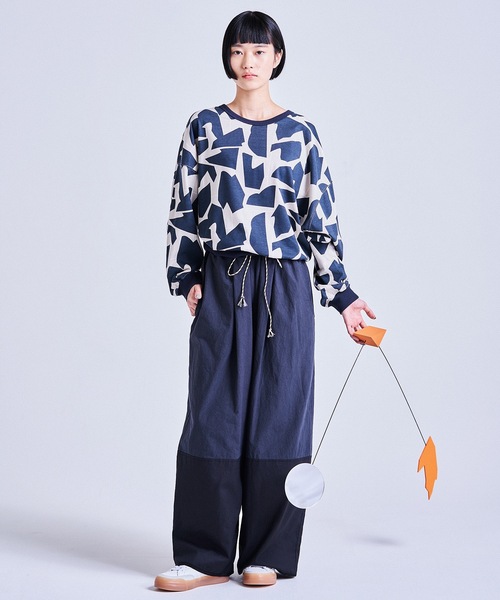 sneeuw（スニュウ）の「タックワイドパンツ（その他パンツ