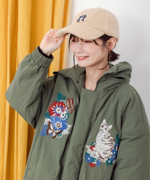 ScoLar(スカラー)の「633303:パリティのいぬ刺繍 ボアキャップ(キャップ・レディース・アイボリー/ブラウン/ブラック・FREE)」の5枚目の写真