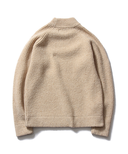 BEAMS PLUS(ビームスプラス)の「BEAMS PLUS / リブ ハイネック ニット(ニット/セーター・メンズ・グレー/ベージュ・SMALL/MEDIUM/LARGE/X-LARGE)」の4枚目の写真