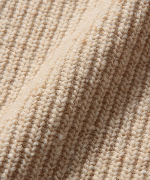BEAMS PLUS(ビームスプラス)の「BEAMS PLUS / リブ ハイネック ニット(ニット/セーター・メンズ・グレー/ベージュ・SMALL/MEDIUM/LARGE/X-LARGE)」の6枚目の写真