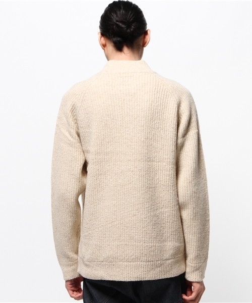 BEAMS PLUS(ビームスプラス)の「BEAMS PLUS / リブ ハイネック ニット(ニット/セーター・メンズ・グレー/ベージュ・SMALL/MEDIUM/LARGE/X-LARGE)」の11枚目の写真