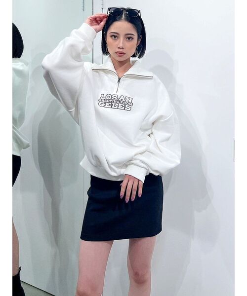 GYDA（ジェイダ）の「LOSANGELES ハーフZIP スウェット トップス（スウェット・レディース・オフホワイト/グリーン/ブラック・FREE）」の4枚目の写真