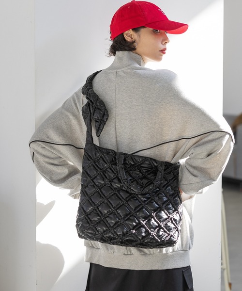 PAGEBOY(ページボーイ)の「パールキルティングバッグ(ショルダーバッグ・レディース・オフホワイト/ブラック/パープル・FREE)」の15枚目の写真