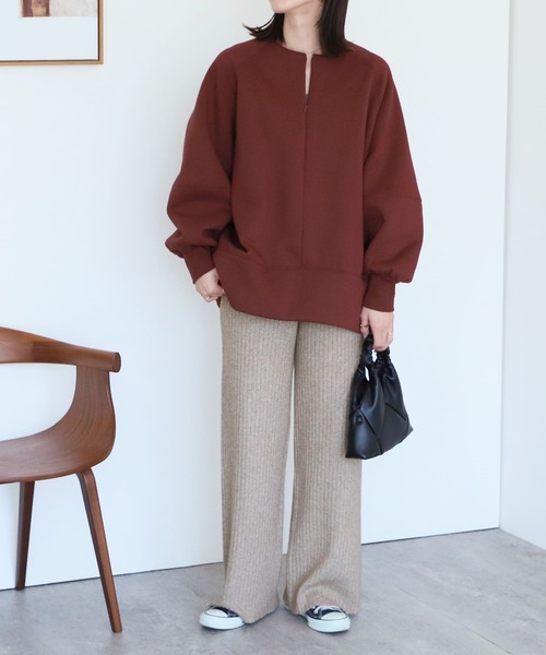 reca(レカ)の「オシャレ防寒も妥協しない!裏起毛ランタンスリーブプルオーバー(スウェット・レディース・ブラック/キナリ/レッド系その他・FREE)」の13枚目の写真