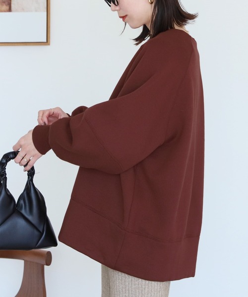 reca(レカ)の「オシャレ防寒も妥協しない!裏起毛ランタンスリーブプルオーバー(スウェット・レディース・ブラック/キナリ/レッド系その他・FREE)」の11枚目の写真