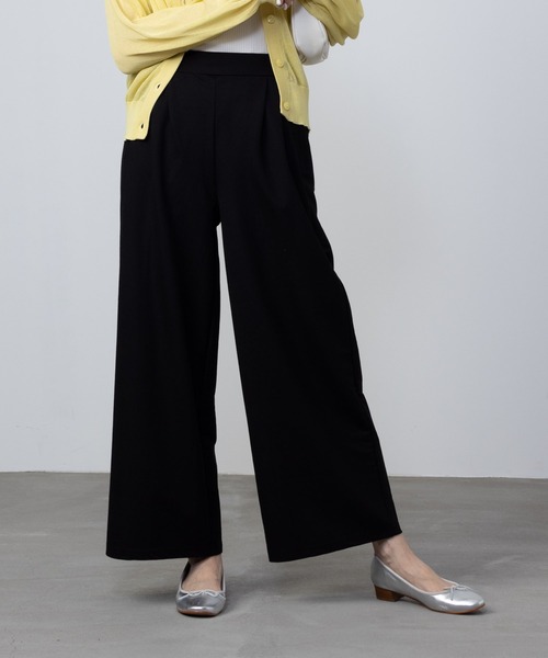 NAVY(ネイビー)の「NAVY サラリ冷感 制菌加工 ワイドパンツ(その他パンツ・レディース・ベージュ系その他/カーキ/ブラック/ブルー・L/M)」の1枚目の写真