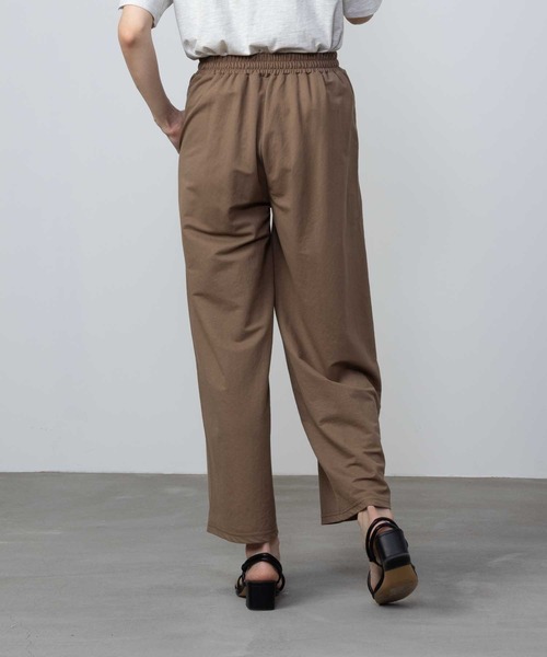NAVY(ネイビー)の「NAVY サラリ冷感 制菌加工 ワイドパンツ(その他パンツ・レディース・ベージュ系その他/カーキ/ブラック/ブルー・L/M)」の18枚目の写真