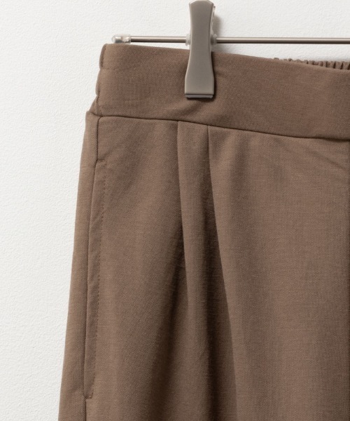 NAVY(ネイビー)の「NAVY サラリ冷感 制菌加工 ワイドパンツ(その他パンツ・レディース・ベージュ系その他/カーキ/ブラック/ブルー・L/M)」の6枚目の写真