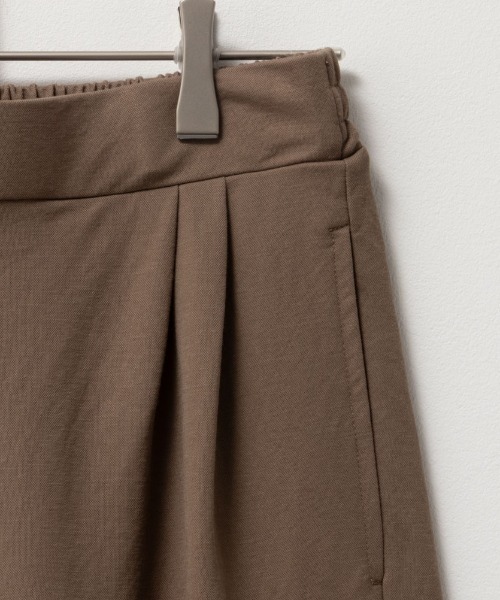 NAVY(ネイビー)の「NAVY サラリ冷感 制菌加工 ワイドパンツ(その他パンツ・レディース・ベージュ系その他/カーキ/ブラック/ブルー・L/M)」の7枚目の写真
