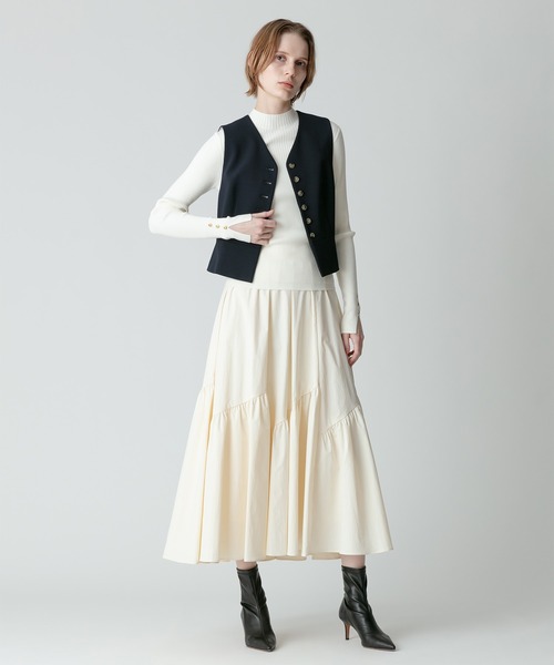 allureville（アルアバイル）の「ギャバ釦アクセントジレ（ベスト・レディース・ベージュ/ネイビー・2）」の15枚目の写真