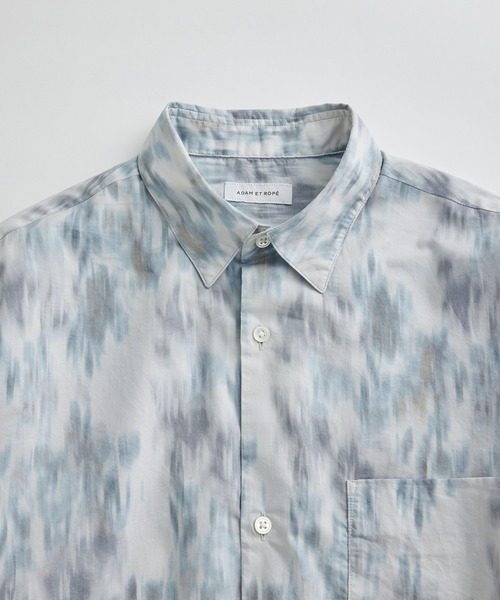ADAM ET ROPE'(アダムエロペ)の「アソートプリント ビッグシルエット レギュラーカラーシャツ / ロングシーズン着用可能(シャツ/ブラウス・メンズ・スミクロ/グレー系その他/グリーン系その他/ネイビー・L/M)」の5枚目の写真