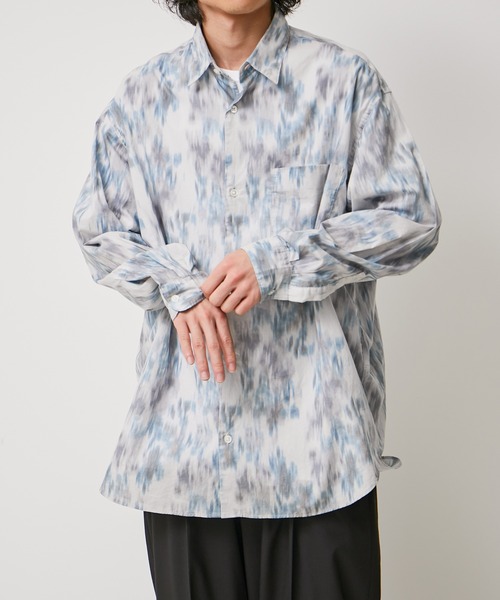 ADAM ET ROPE'(アダムエロペ)の「アソートプリント ビッグシルエット レギュラーカラーシャツ / ロングシーズン着用可能(シャツ/ブラウス・メンズ・スミクロ/グレー系その他/グリーン系その他/ネイビー・L/M)」の16枚目の写真