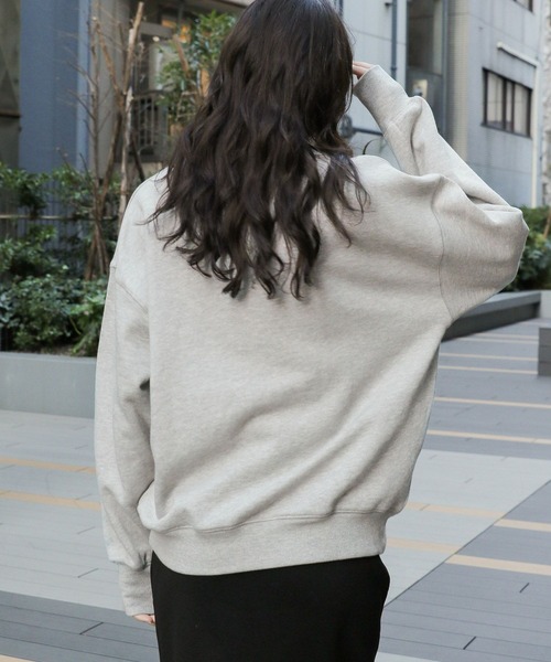 LAKOLE（ラコレ）の「※バブルロゴスウェットプルオーバー / 102925（スウェット・レディース・チャコール/グレー/オートミール/クリアイエロー・MEDIUM/SMALL）」の7枚目の写真