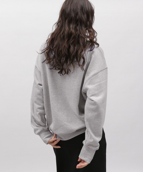 LAKOLE（ラコレ）の「※バブルロゴスウェットプルオーバー / 102925（スウェット・レディース・チャコール/グレー/オートミール/クリアイエロー・MEDIUM/SMALL）」の13枚目の写真