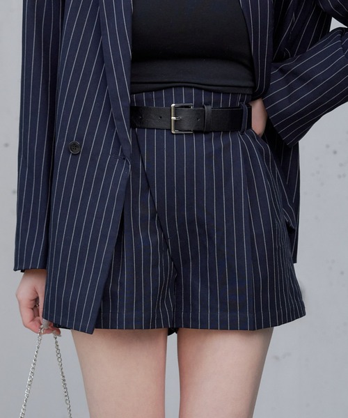 Chico（チコ）の「【セットアップ対応/2024SS】ベルト付ワイドショートパンツ（その他パンツ・レディース・グレー/アイボリー/ネイビー・FREE）」の3枚目の写真