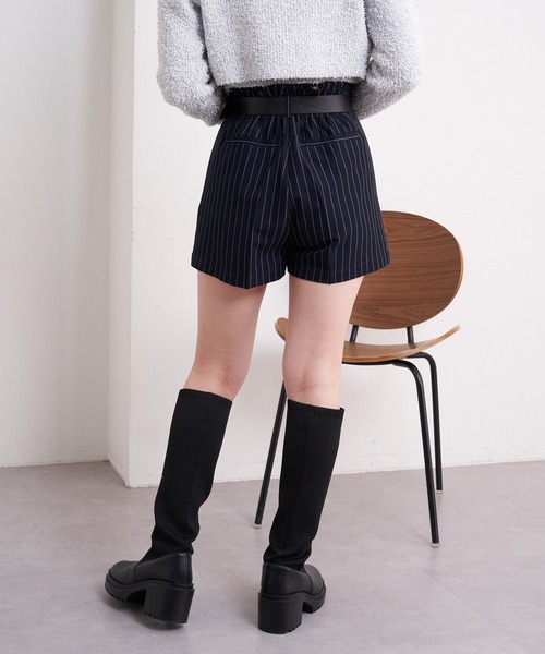 Chico（チコ）の「【セットアップ対応/2024SS】ベルト付ワイドショートパンツ（その他パンツ・レディース・グレー/アイボリー/ネイビー・FREE）」の11枚目の写真