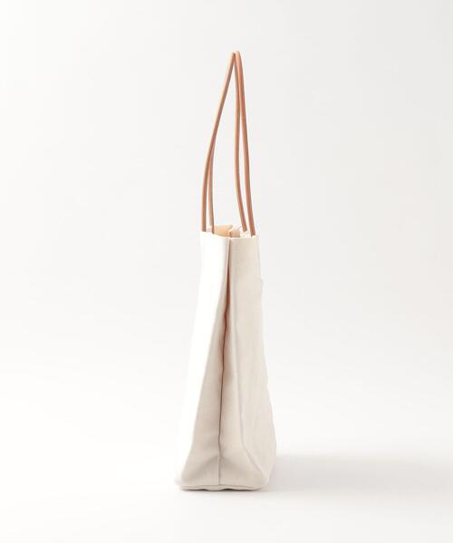 Steven Alan（スティーブンアラン）の「＜AMIACALVA＞CANVAS PAPER BAG TS/バッグ（ショルダーバッグ・レディース・ホワイト/ブラック・FREE）」の6枚目の写真