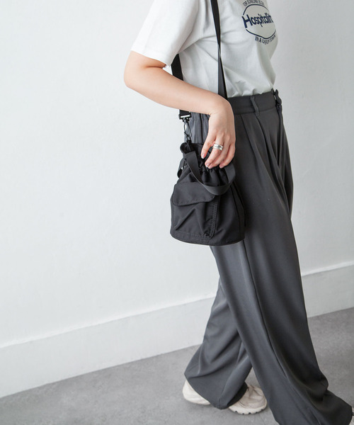 Chillfar（チルファー）の「ナイロンミニ巾着バッグ（ショルダーバッグ・レディース・ブルー/ブラック/アイボリー・FREE）」の17枚目の写真