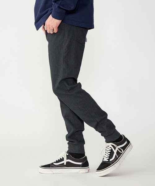 SHIPS（シップス）の「SHIPS: ストレッチ ツイル ジョガー パンツ（その他パンツ・メンズ・ブラック/チャコールグレー/グレー/オフホワイト・SMALL/X-LARGE/LARGE/MEDIUM）」の3枚目の写真