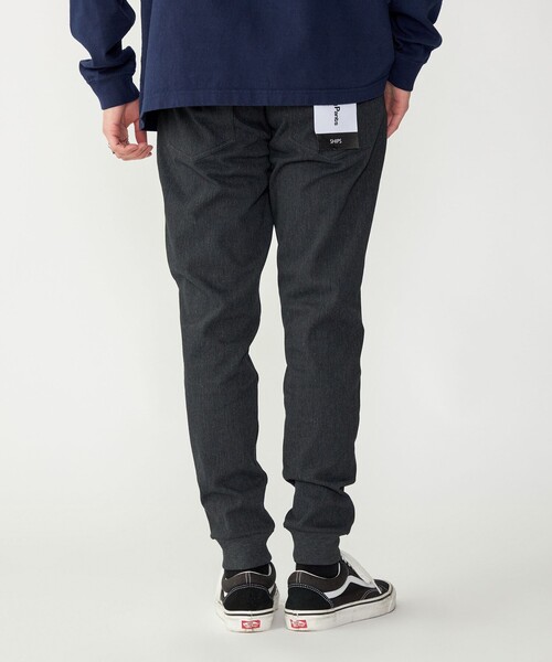 SHIPS（シップス）の「SHIPS: ストレッチ ツイル ジョガー パンツ（その他パンツ・メンズ・ブラック/チャコールグレー/グレー/オフホワイト・SMALL/X-LARGE/LARGE/MEDIUM）」の19枚目の写真