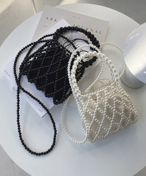 AS KNOW AS plus（アズノゥアズプラス）の「2WAYパールミニショルダーバッグ　【2024SS / ZOZOTOWN限定アイテム】（ショルダーバッグ・レディース・アイボリー/ブラック・FREE）」の13枚目の写真