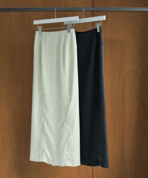 anuke サテンペンシルスカート ànuke online store（アンヌーク） / Satin Pencil SkirtSatin