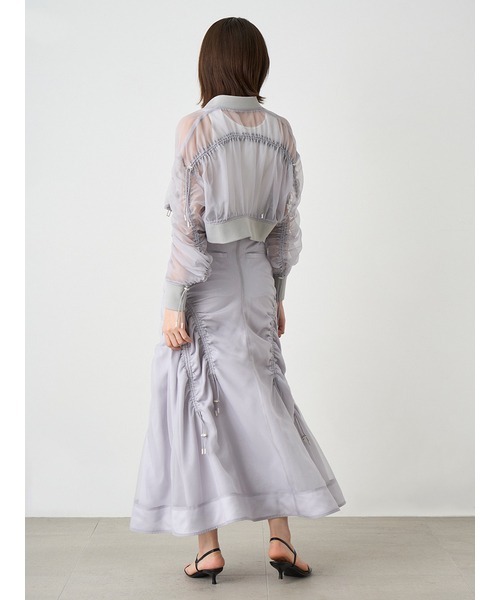 SNIDEL（スナイデル）の「Sustainableオーガンジーフレアスカート（スカート・レディース・ブラック/ライトグレー/ホワイト・1/0）」の17枚目の写真