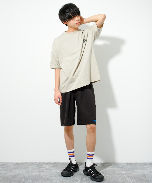 RAT EFFECT（ラットエフェクト）の「CLIMBING転写BIG Tシャツ（Tシャツ/カットソー・キッズ・ブラック/オフホワイト/ライトグレー/グレイッシュベージュ/ブラック系その他/カーキ・170/150/140/160/130）」の7枚目の写真