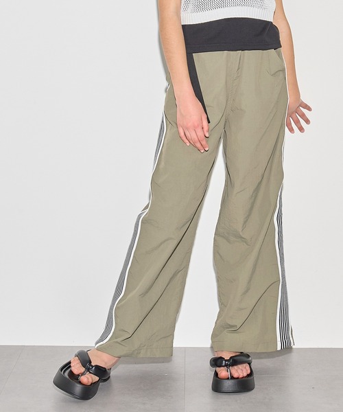 オーラティエ サイドラインパンツ（ベルト付） オーラティエ サイドラインパンツ（ベルト付） - メルカリ