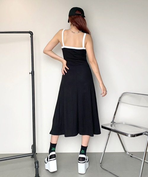 non-hedge(ノンヘッジ)の「刺繍ロゴキャミロングワンピース(ワンピース・レディース・ブラック×ホワイト/ブラック/ホワイト×ブラック/チャコールグレー・FREE)」の8枚目の写真