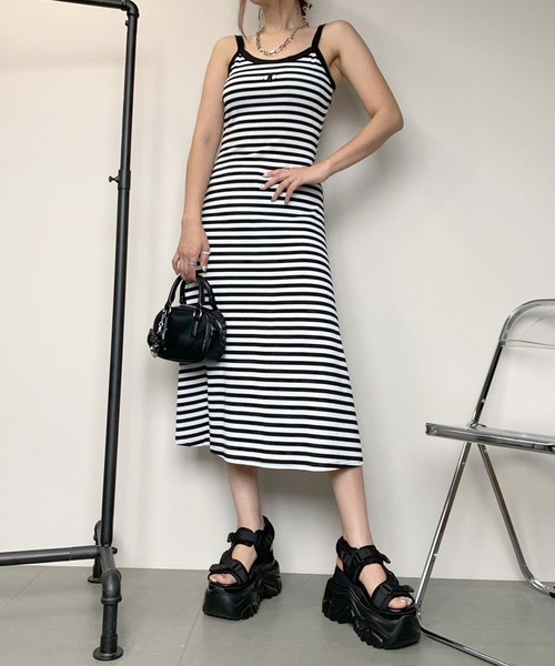 non-hedge(ノンヘッジ)の「刺繍ロゴキャミロングワンピース(ワンピース・レディース・ブラック×ホワイト/ブラック/ホワイト×ブラック/チャコールグレー・FREE)」の18枚目の写真