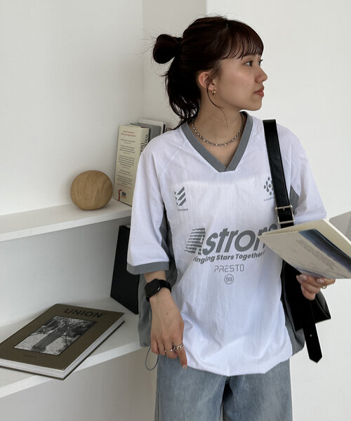 DISCOAT（ディスコート）の「【ユニセックス】配色ナイロン半袖スウェットシャツ《WEB限定》（シャツ/ブラウス・レディース・ネイビー/オフホワイト/グレイッシュベージュ・FREE）」の9枚目の写真