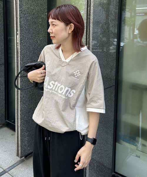 DISCOAT（ディスコート）の「【ユニセックス】配色ナイロン半袖スウェットシャツ《WEB限定》（シャツ/ブラウス・レディース・ネイビー/オフホワイト/グレイッシュベージュ・FREE）」の20枚目の写真