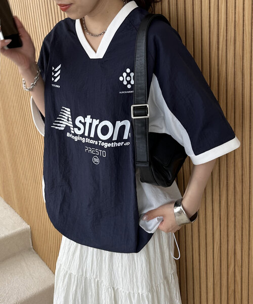 DISCOAT（ディスコート）の「【ユニセックス】配色ナイロン半袖スウェットシャツ《WEB限定》（シャツ/ブラウス・レディース・ネイビー/オフホワイト/グレイッシュベージュ・FREE）」の16枚目の写真