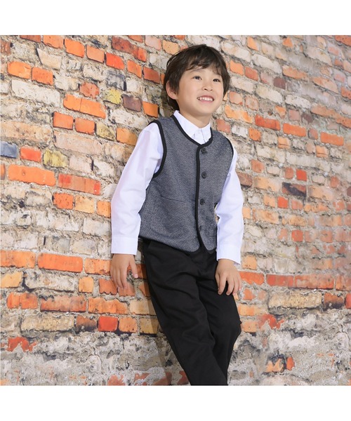 KP BOY（ケーピーボーイ）の「オックス無地ボタンダウン長袖シャツ(90～140)（シャツ/ブラウス・キッズ・ホワイト・90cm/100cm/110cm/120cm/130cm/140cm）」の2枚目の写真