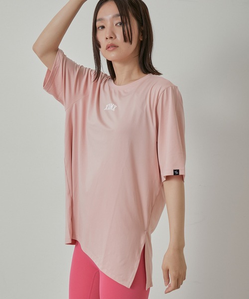 XEXYMIX（ゼクシィミックス）の「【XEXYMIX】スリット入りルーズフィット半袖Tシャツ（Tシャツ/カットソー・レディース・ホワイト/ブラック/ピンク/ブルー・S）」の4枚目の写真