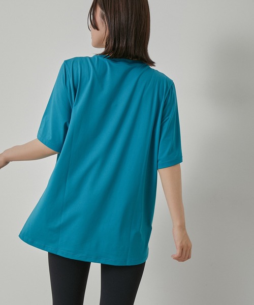 XEXYMIX（ゼクシィミックス）の「【XEXYMIX】スリット入りルーズフィット半袖Tシャツ（Tシャツ/カットソー・レディース・ホワイト/ブラック/ピンク/ブルー・S）」の21枚目の写真